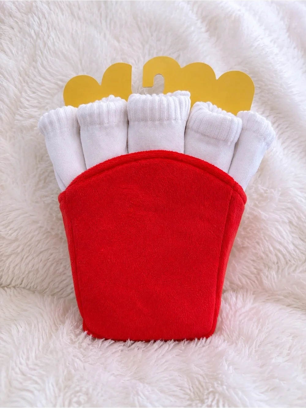 5pair of socks in plush “FRESH OUT OF THE FRYER” nwt